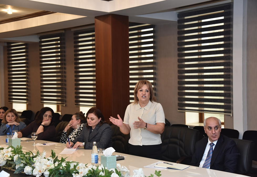 Tahir Budaqov müşavirə keçirdi - FOTOLAR